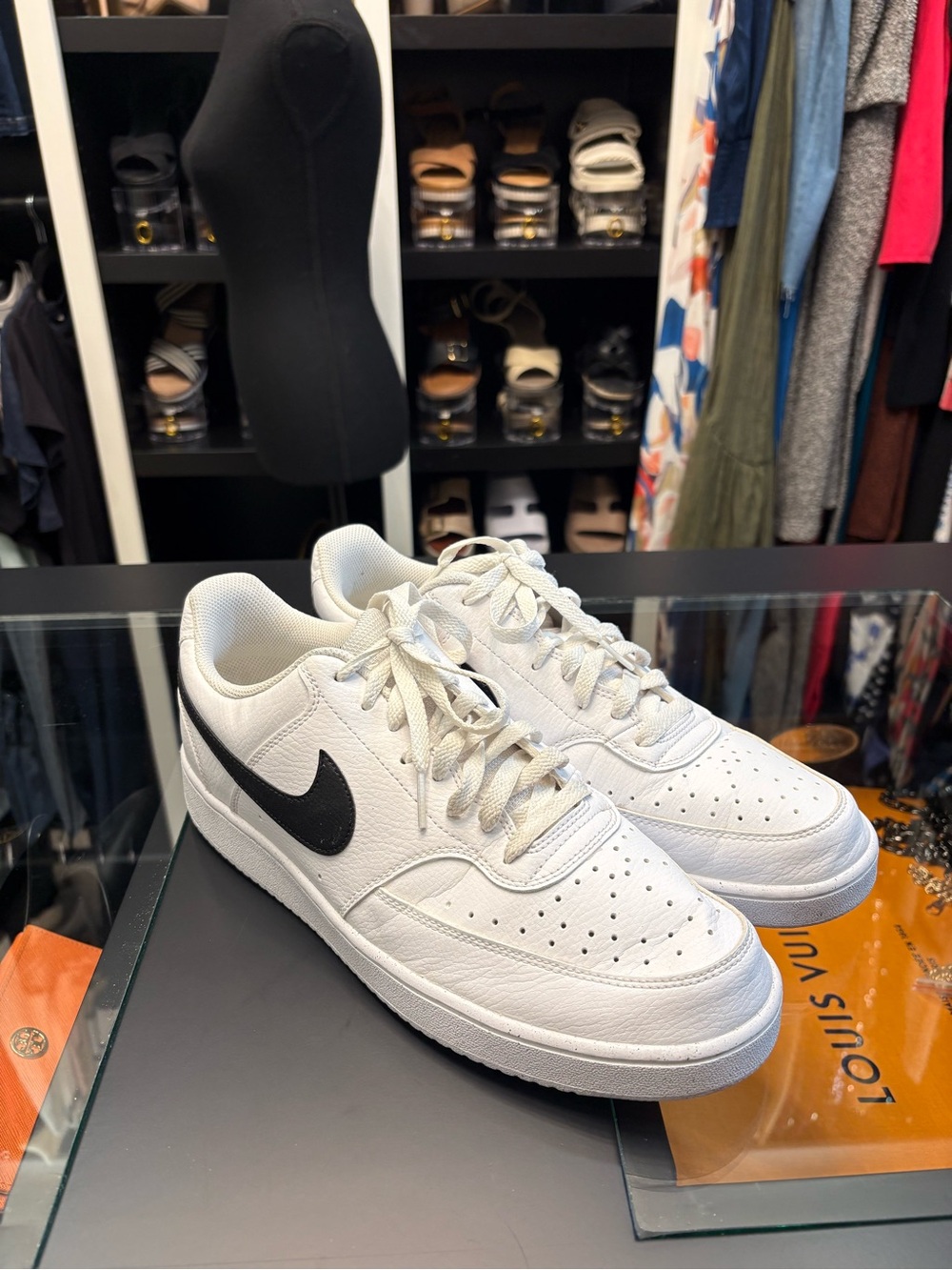 Nike Men’s White Leather Low-Top Sneakers with Black Swoosh Accent